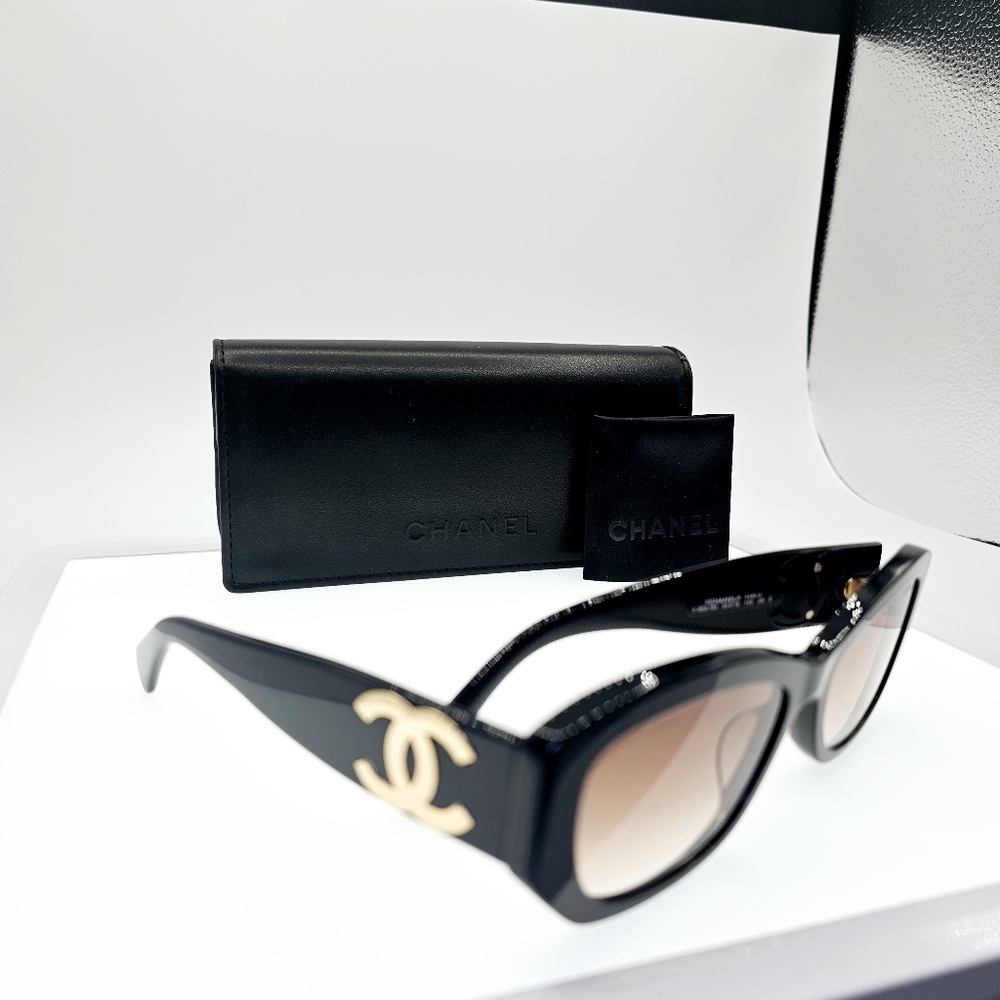 Chanel 5493-A C622/S5 Women's Black/Brown Gradient Sunglasses - Picture 4 of 16